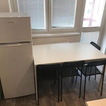 Byt 1:2 S Balkonem Litvínov