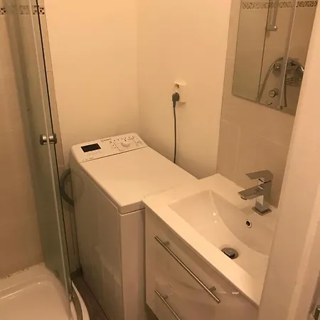 Byt 1:2 S Balkonem Apartment Litvínov